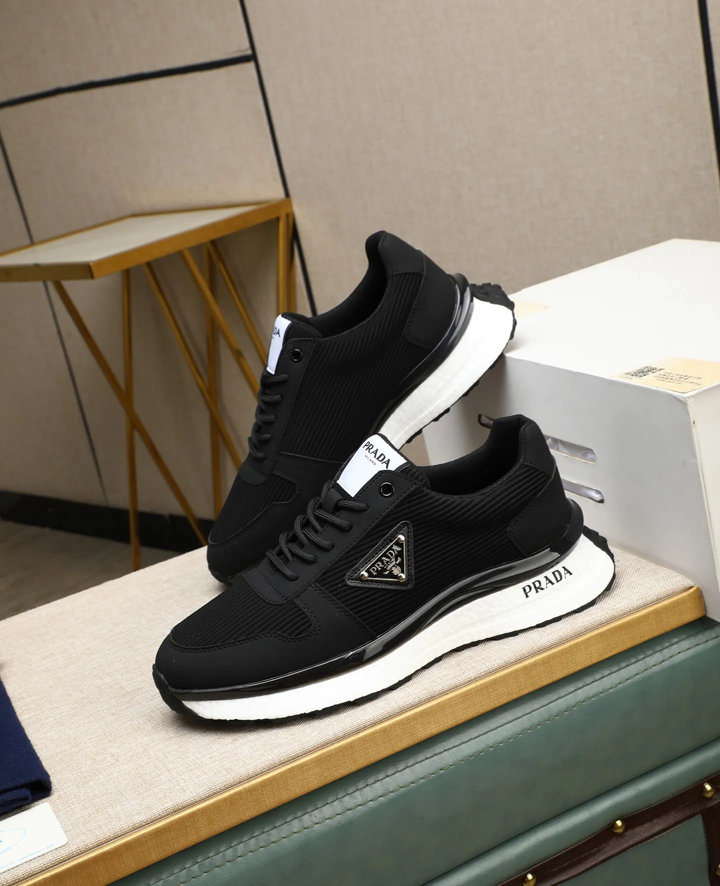 Men's shoes💰460🌹🌹[PRADA—Prada] latest model🙈original replica! 👟👟👟Available here. The workmanship is top-notch. The upper is made of Italian 🇮🇹Imported calfskin. ❗️Breathable genuine leather lining @Suitable for travel. The original version has an enlarged engraved sole, making it suitable for all kinds of travels, showing low-key luxury. Let quality speak for itself. Color: Size: 38-44